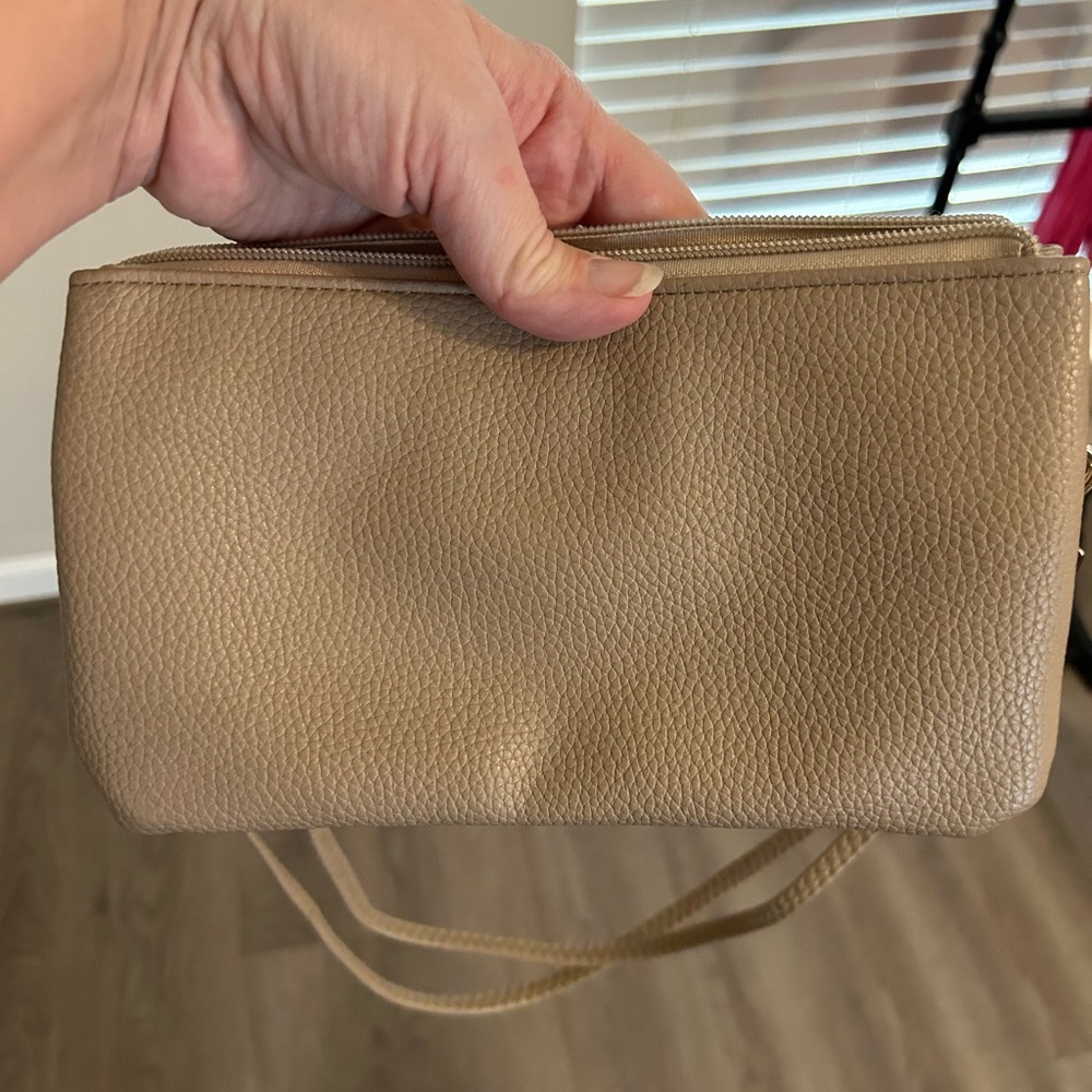 MC Elegant crossbody bag - Picture 3 of 3